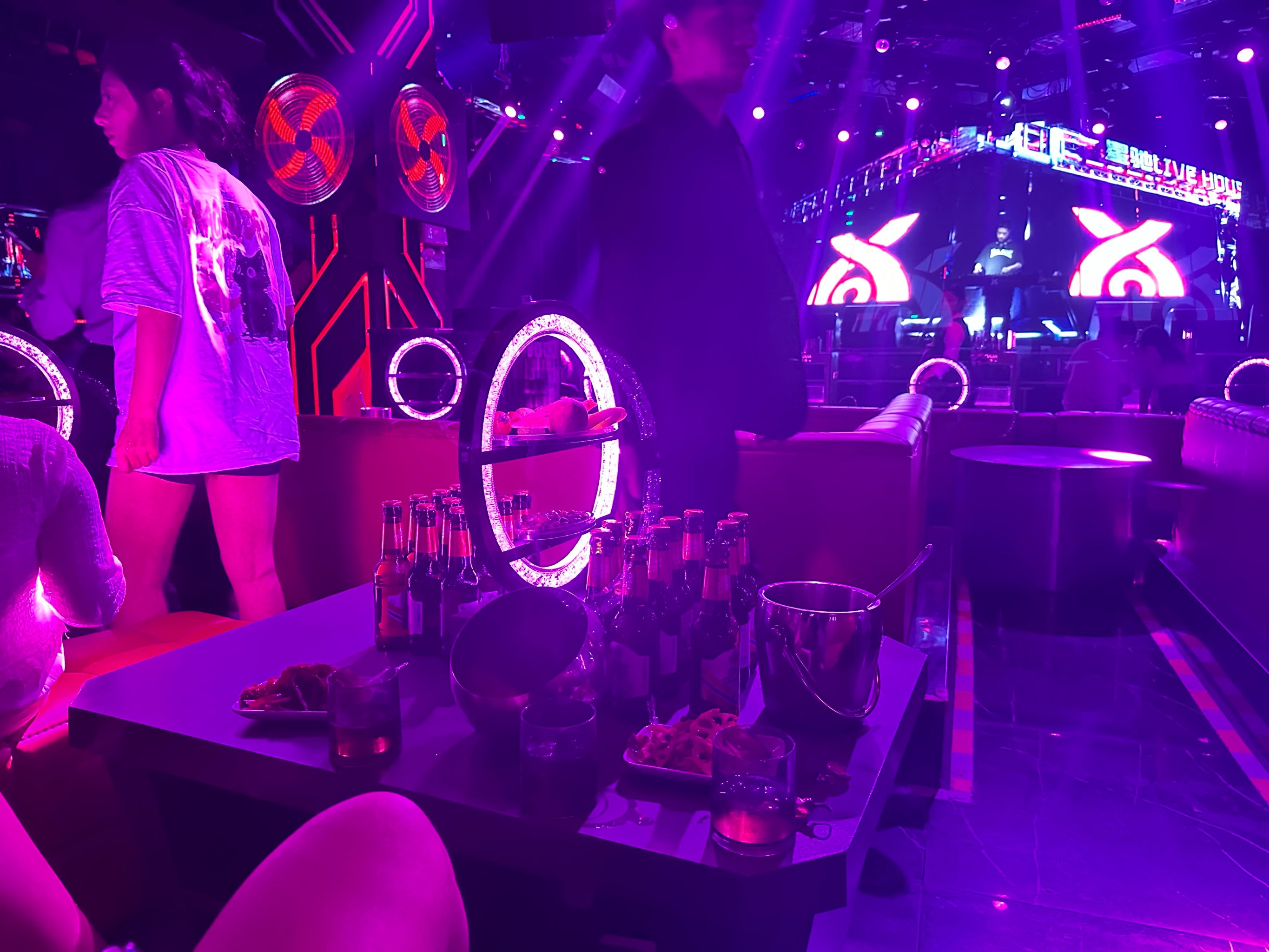 自贡商务ktv组局攻略-大安区ktv预订